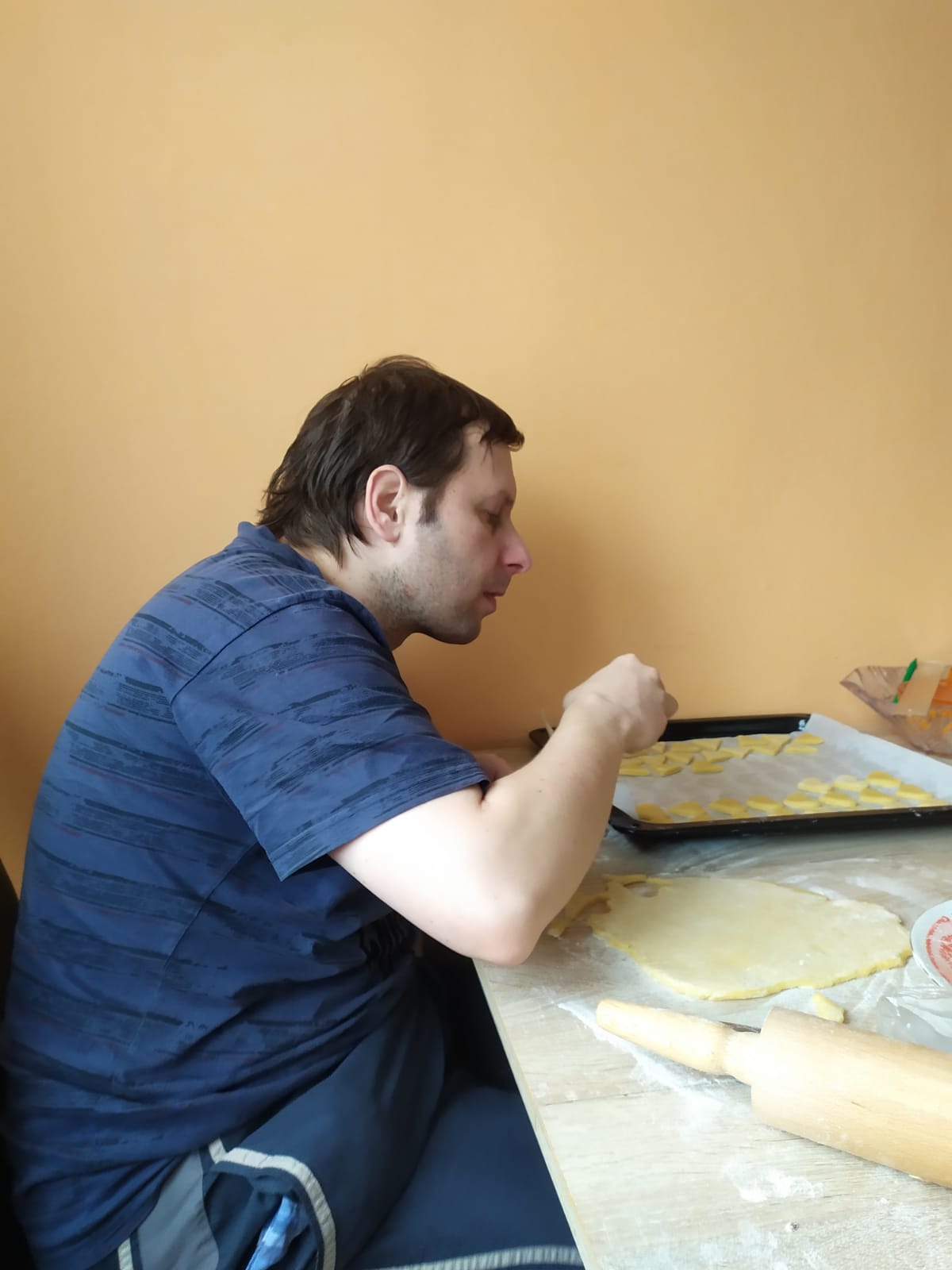 Ještě jich pár vykrojím a bude hotovo