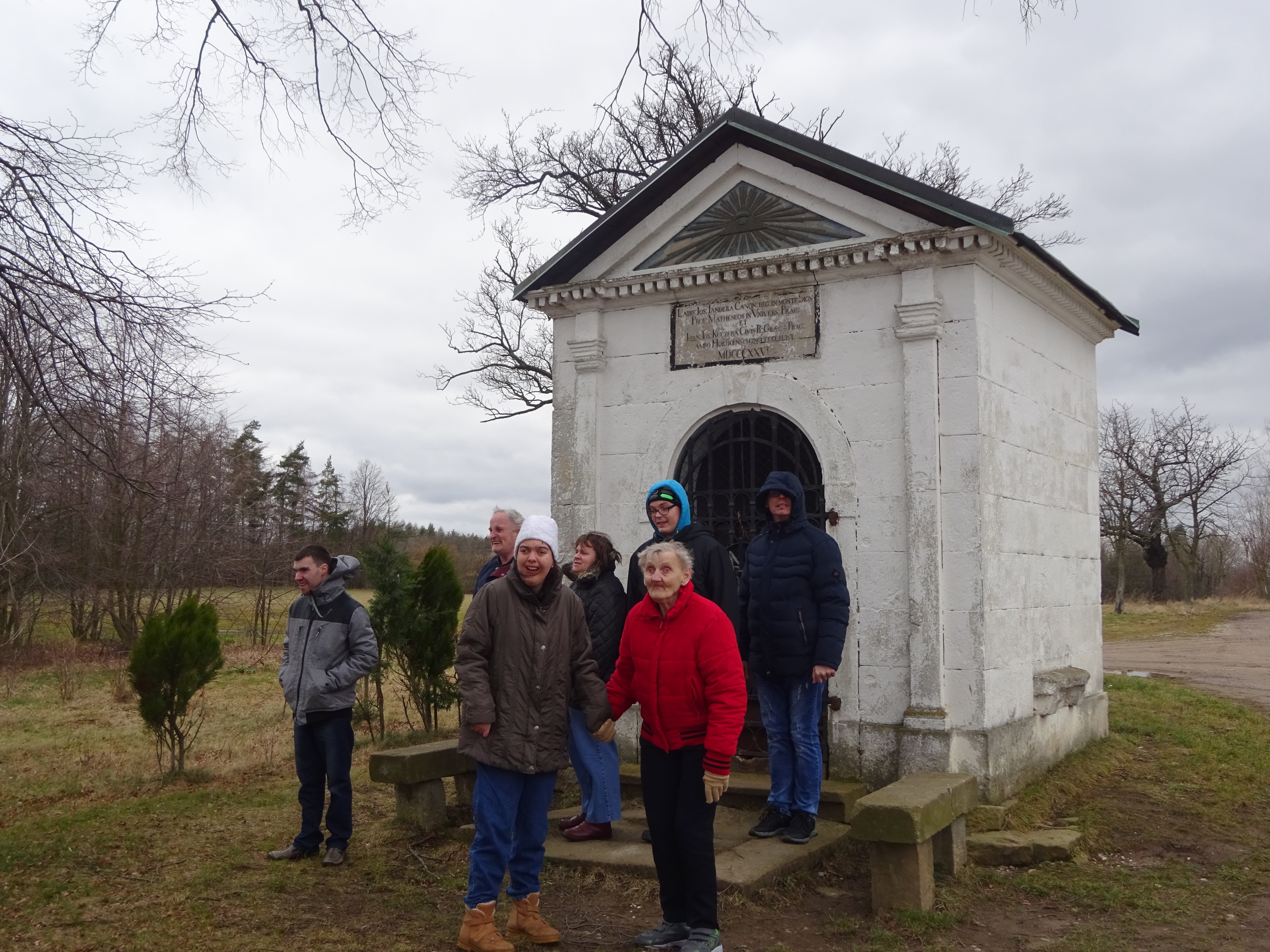 A o kousek dál kaple Hlohová