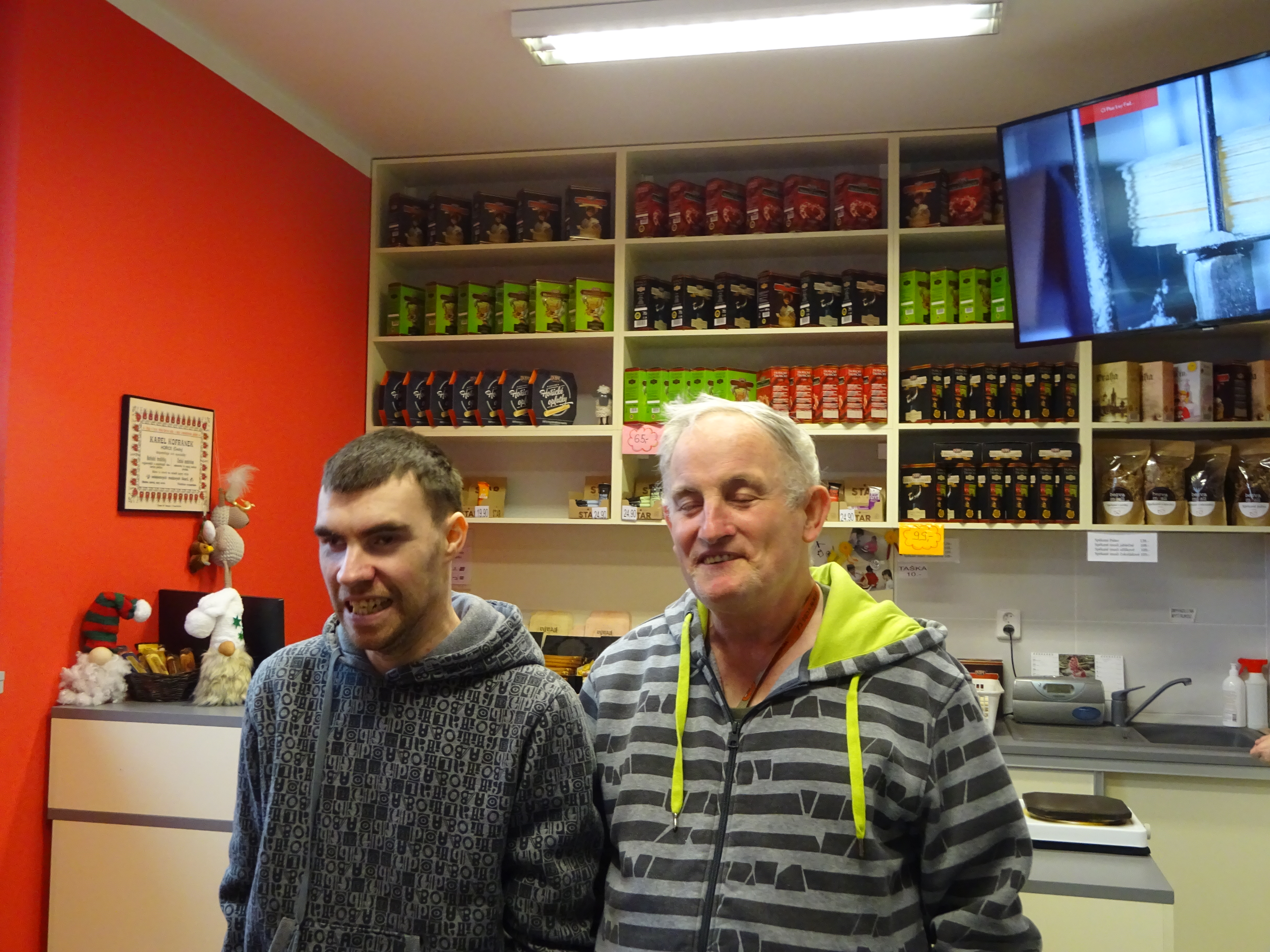 Ve firemním obchůdku nabízejí plno dobrot