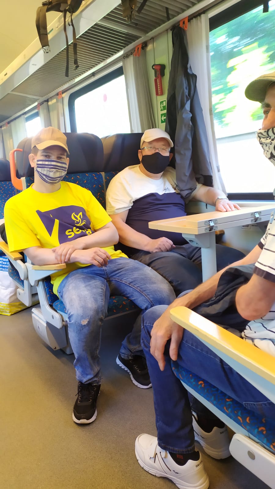 Cesta vlakem utekla jako voda
