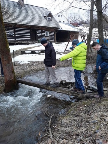 Cesta do chalupy byla někdy pěkný adrenalin