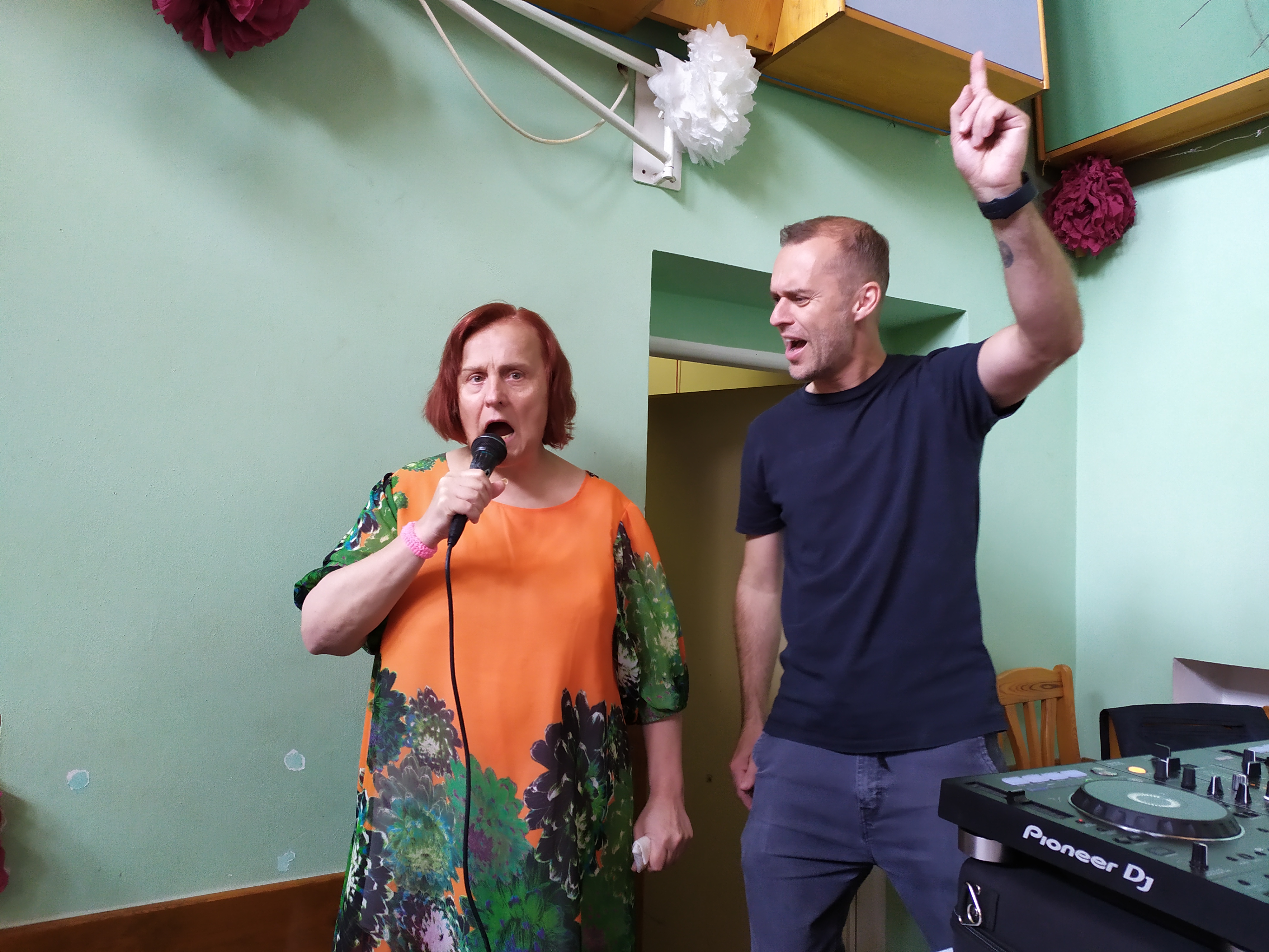 Největší obdivovatelka DJ s ním vystoupila na jednom pódiu