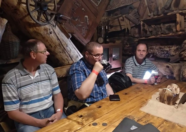Ještě se pořádně občerstvíme a jde se ven