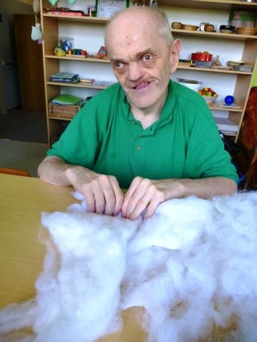 Připravíme pečlivě drť na plnění dárečků