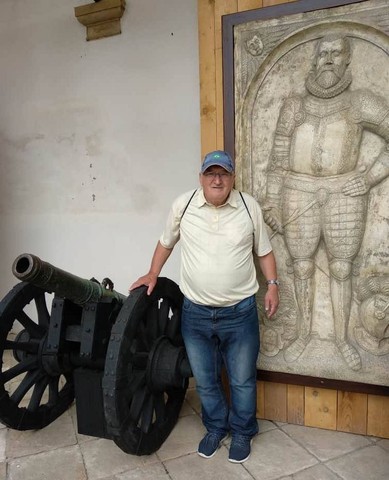 To je ale podoba, jen ten plnovous chybí