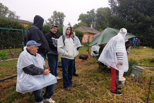 Rychle na stanoviště, nahodit a čekat
