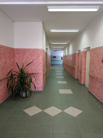 Vstupní chodba v novém kabátě