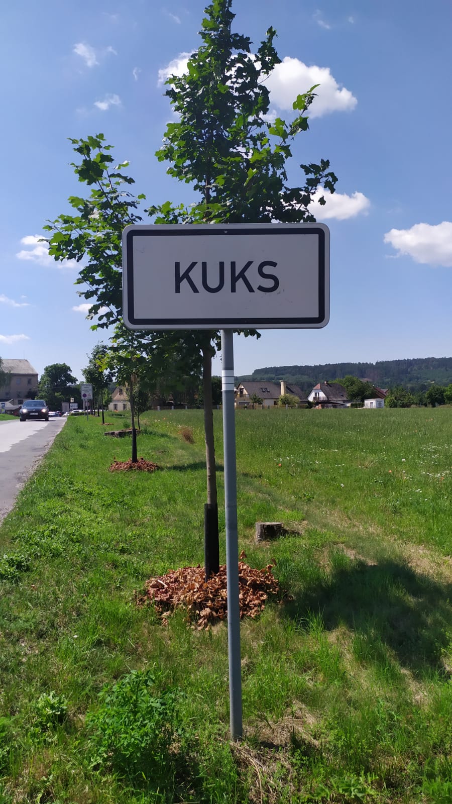 Vítá nás obec Kuks